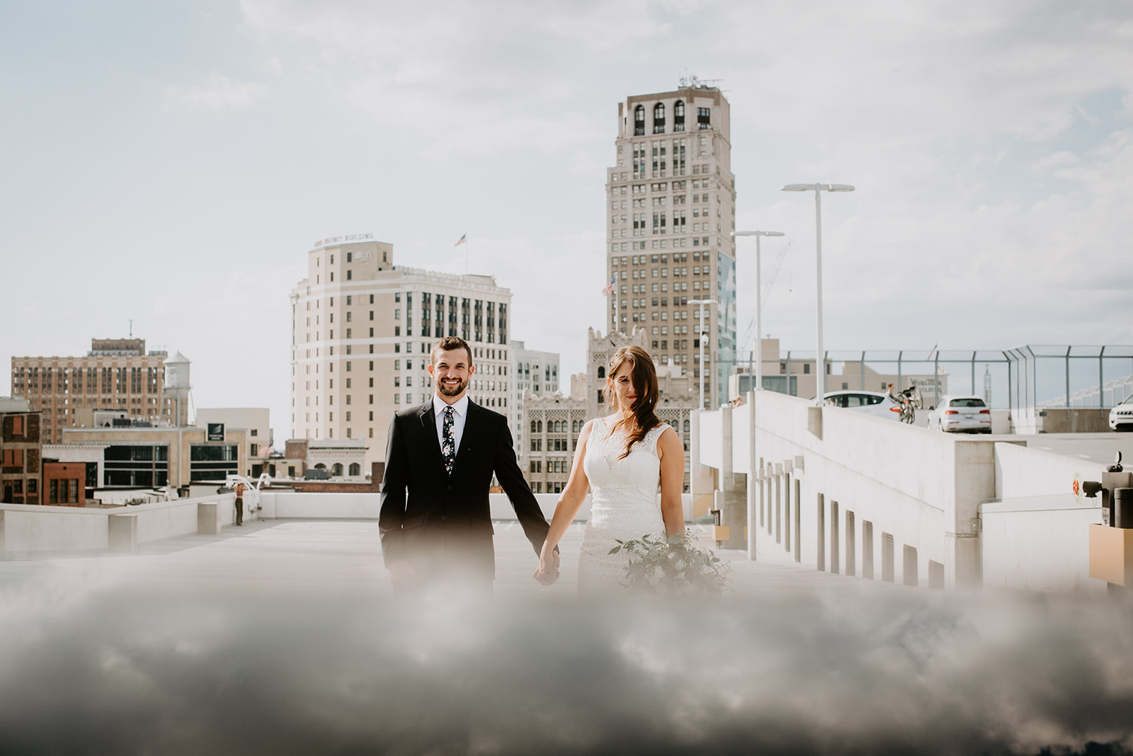 Bride and Groom. Bride and groom in city. Detroit wedding. Detroit, MI. Michigan wedding photographer. Elopement photographer. 