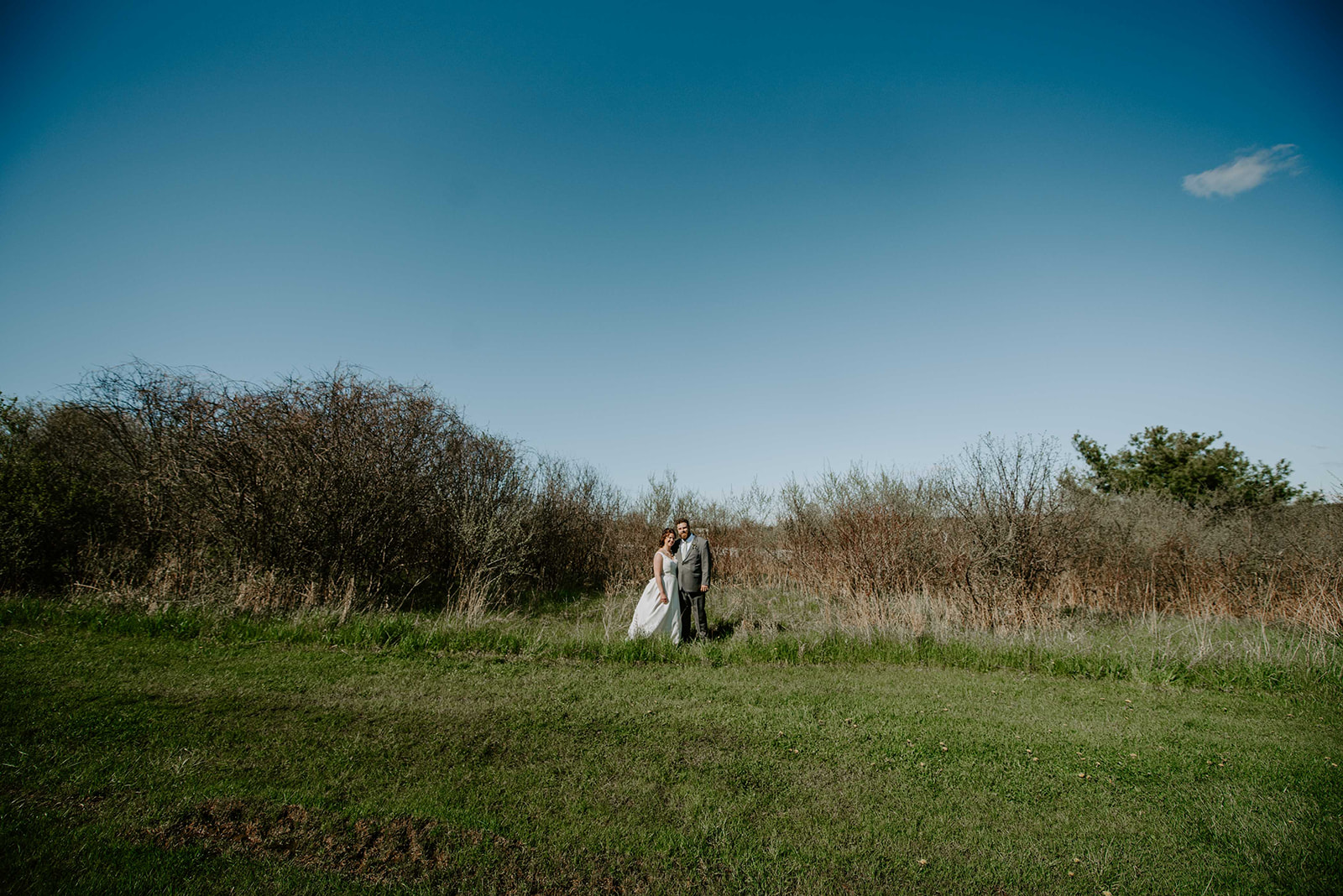 Michigan wedding venues, east jordan Farm, Jordan, Mi, Liv Lyszyk , Michigan Wedding Photographer