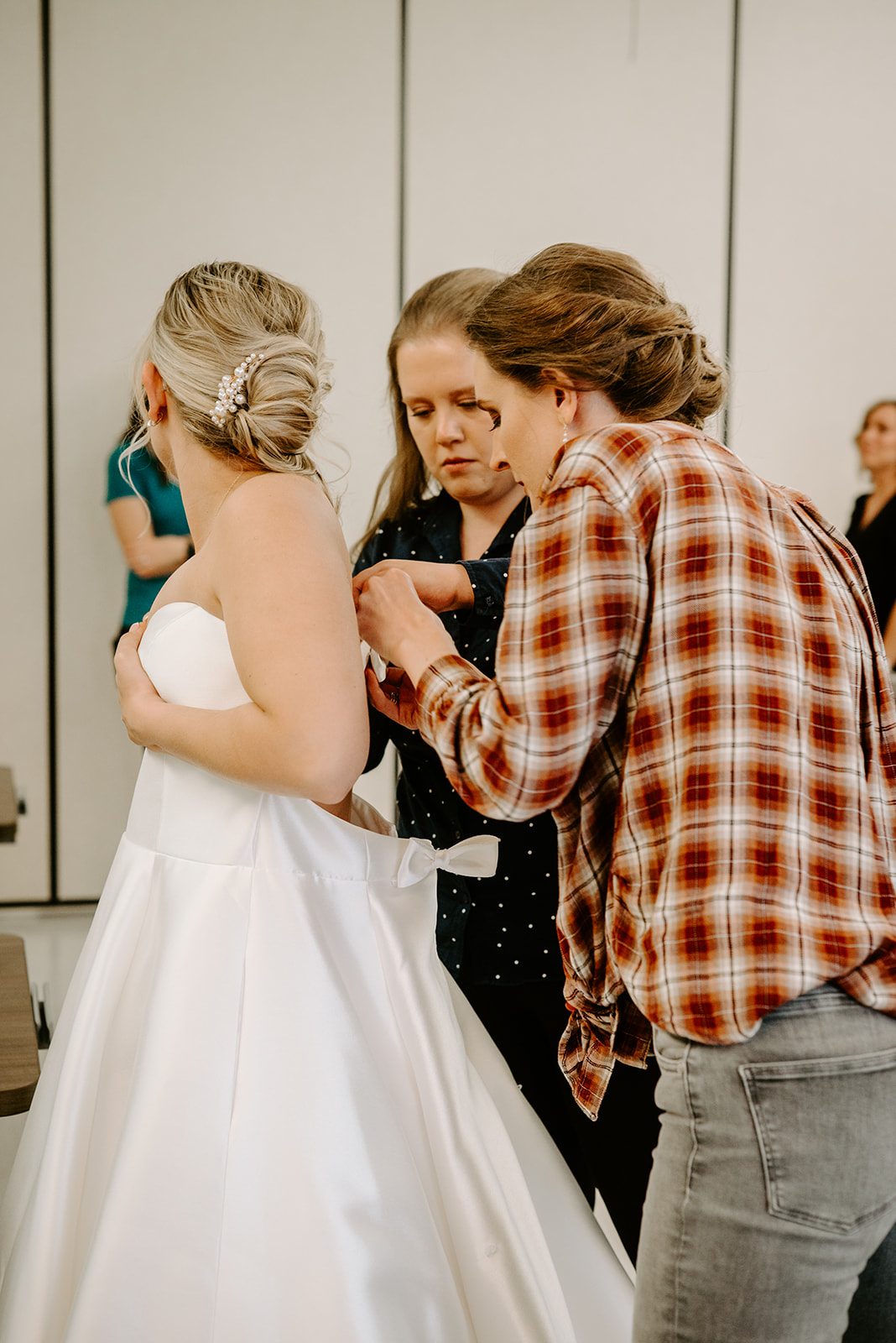 Liv Tyler's sister Chelsea Tyler shares first wedding photos