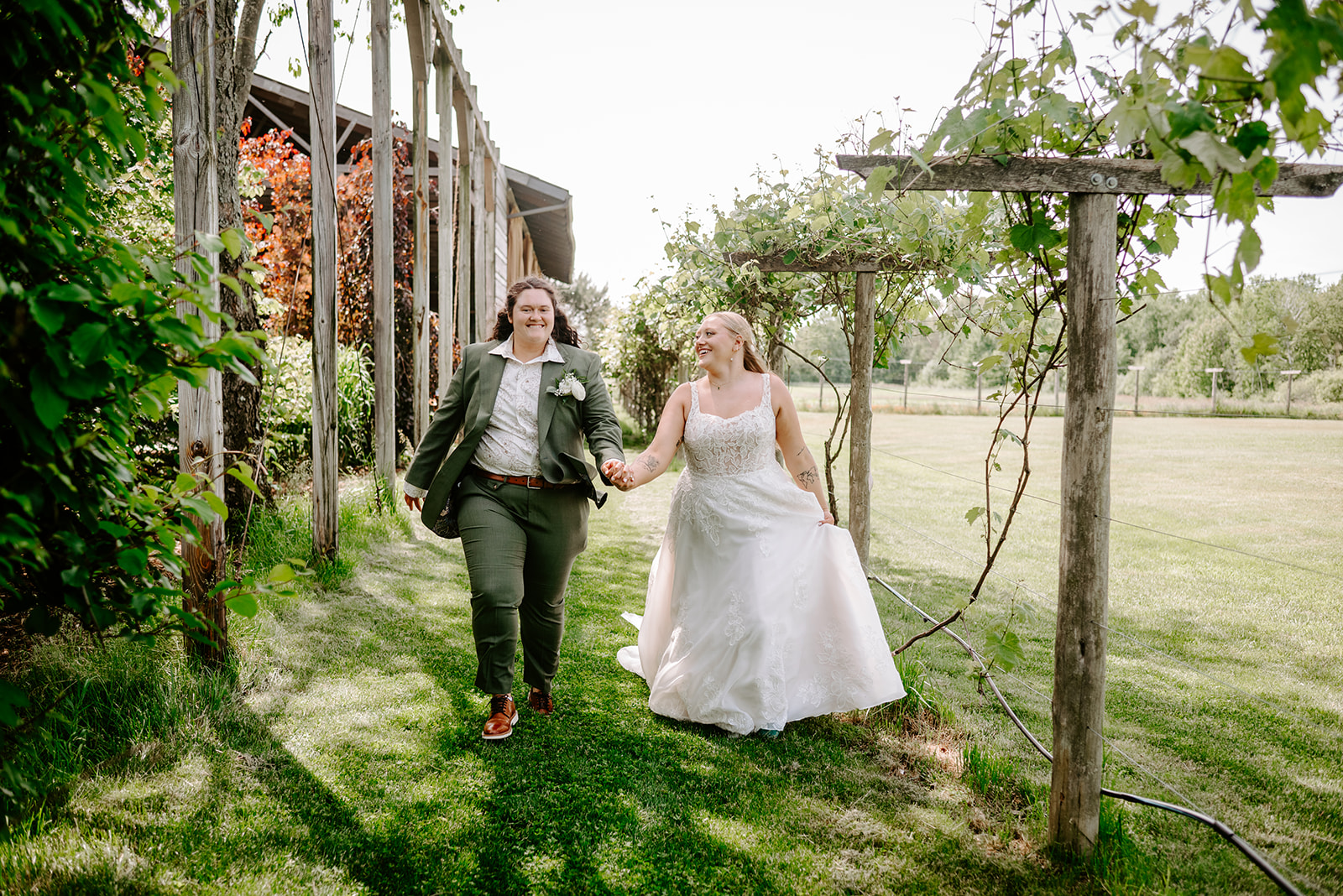 michigan spring DIY lesbian wedding at black sheep shelter